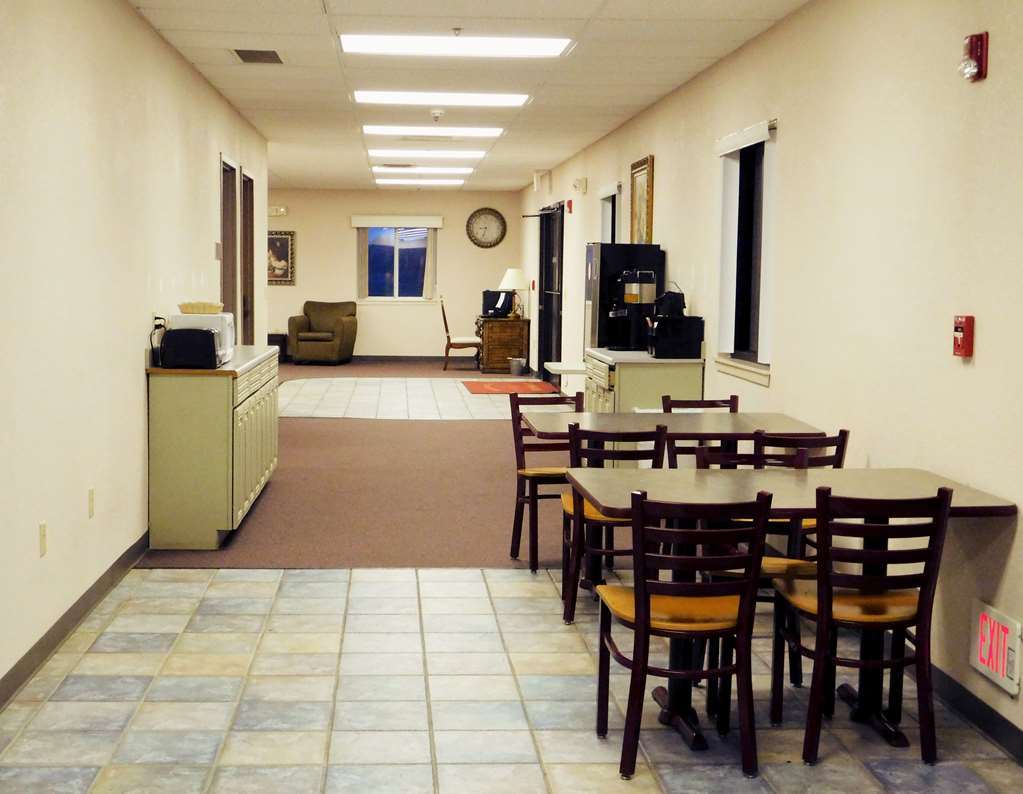 Americas Best Value Inn-Fredonia Restoran gambar
